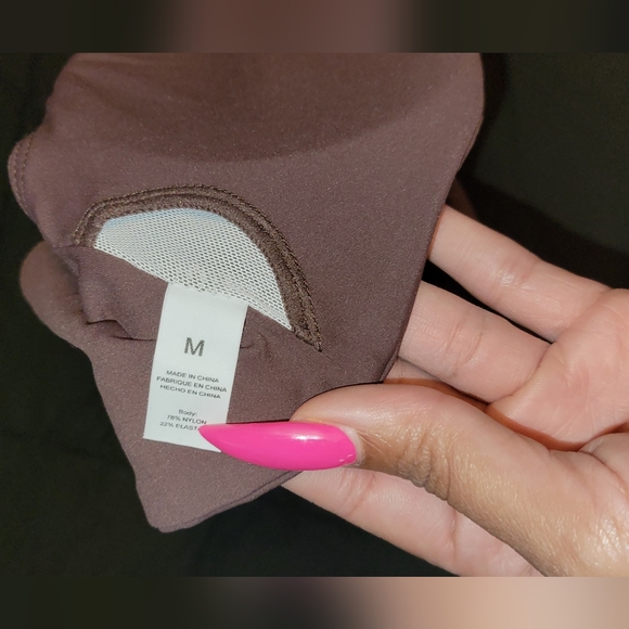 Pcheebum sports bra and pants set NWOT - Picture 4 of 6